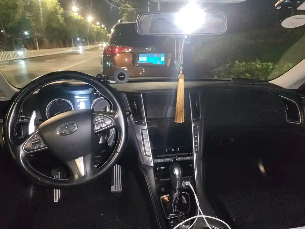 Infiniti Q50 — миниатюра 10
