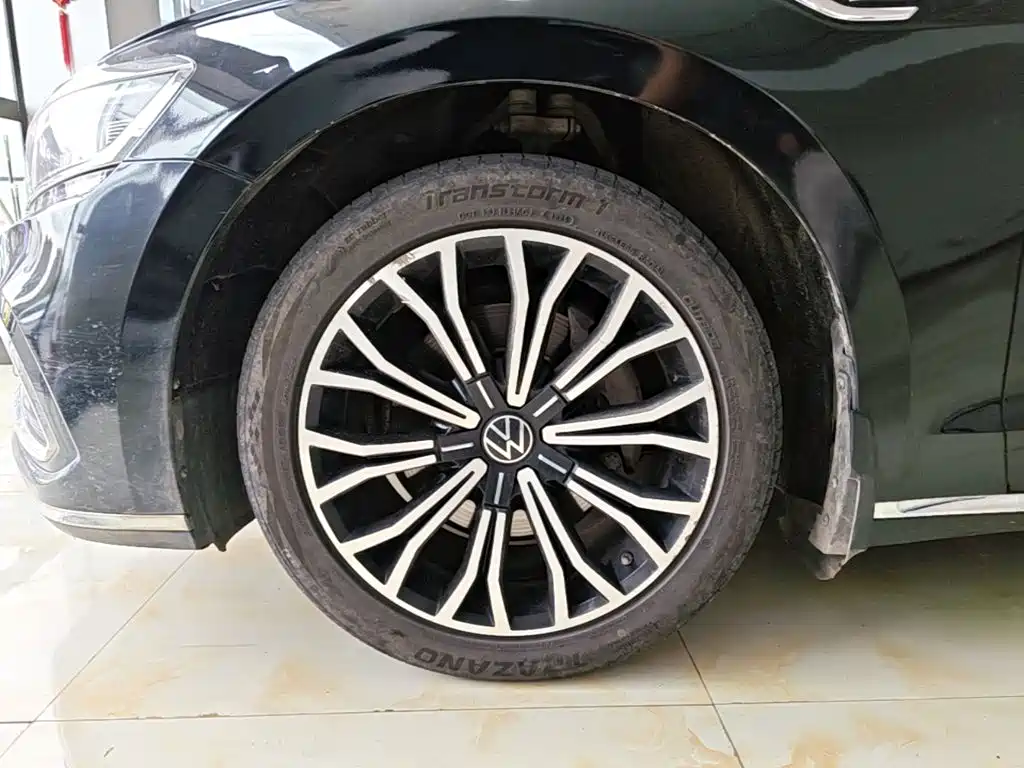 Volkswagen Phideon — миниатюра 23