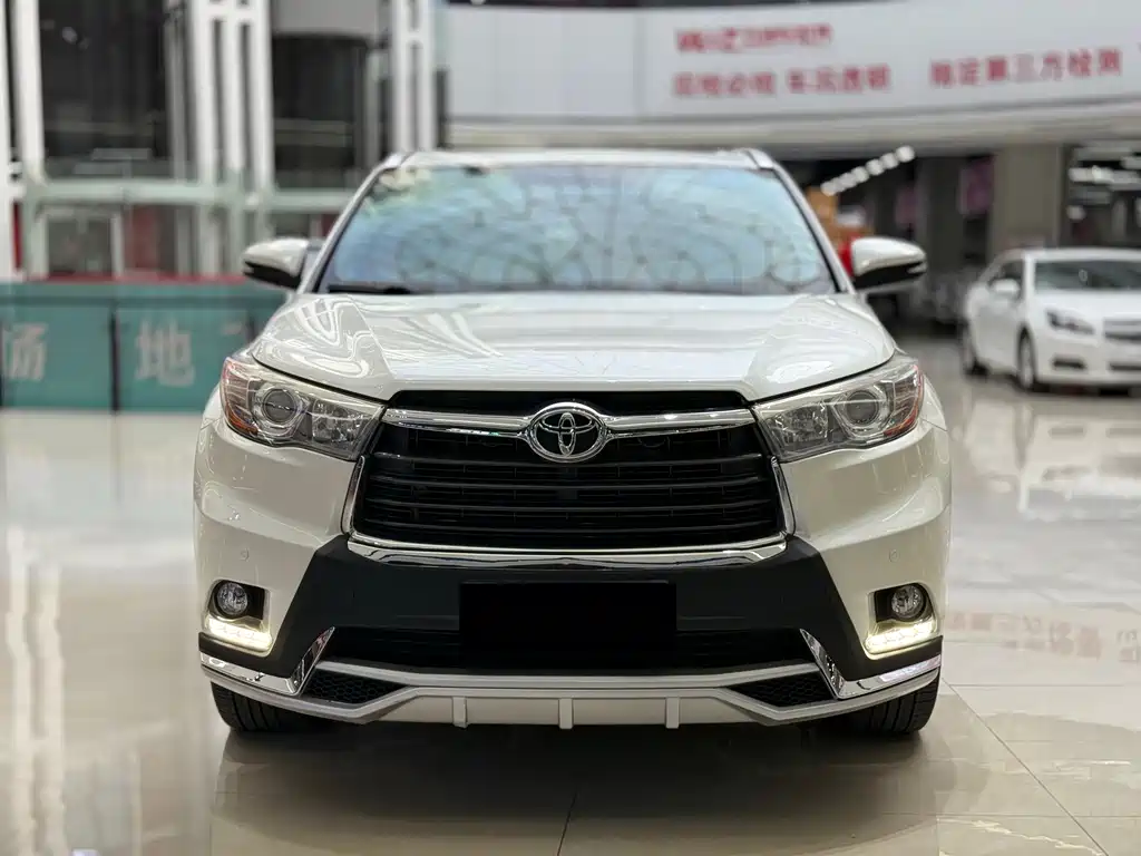 Toyota Highlander — миниатюра 2