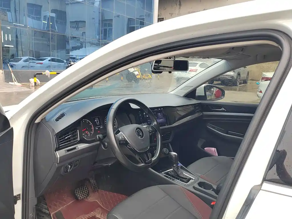 Volkswagen Bora — миниатюра 12
