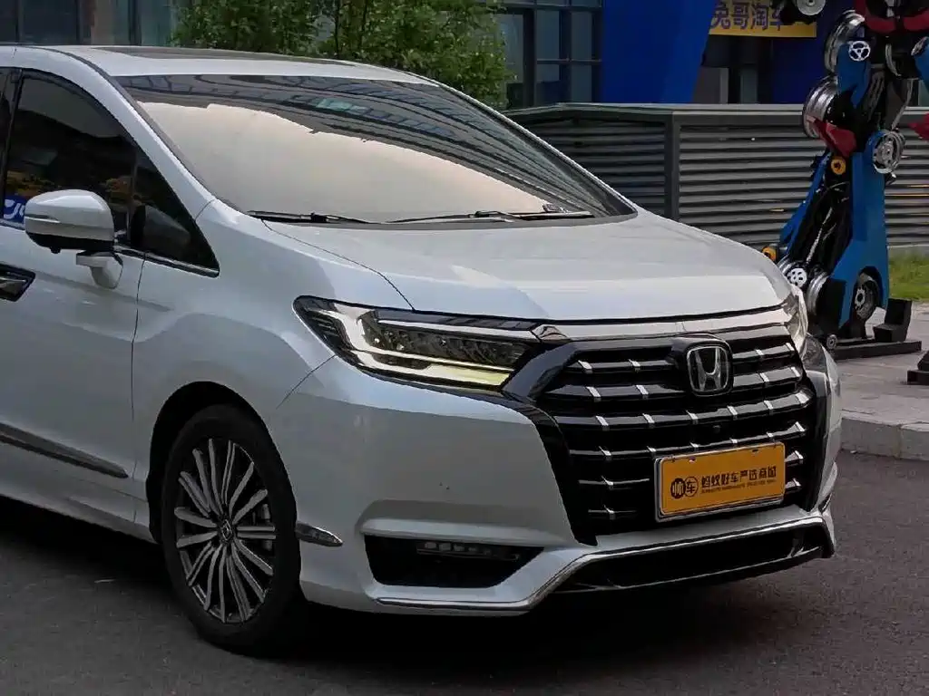Honda Elysion 2024 2.0L e:HEV Luxury
