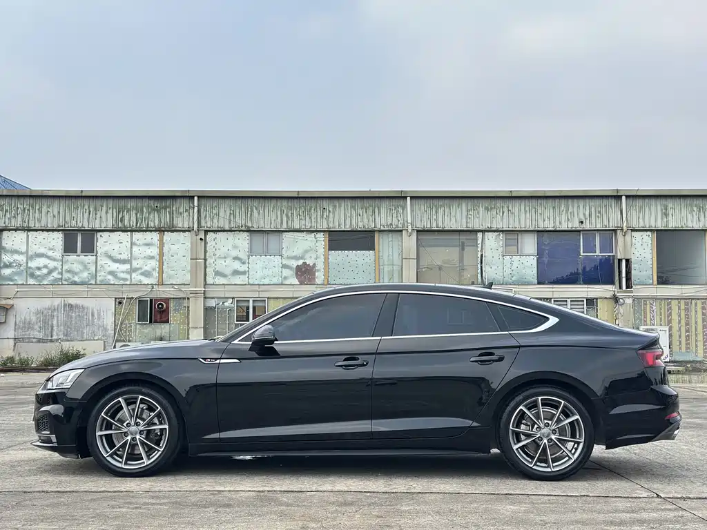 Audi A5 (Import) — миниатюра 10