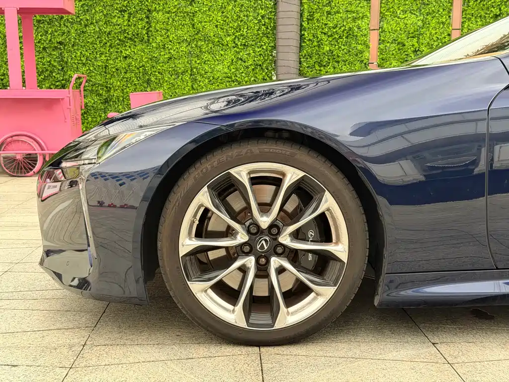 Lexus LC — миниатюра 8