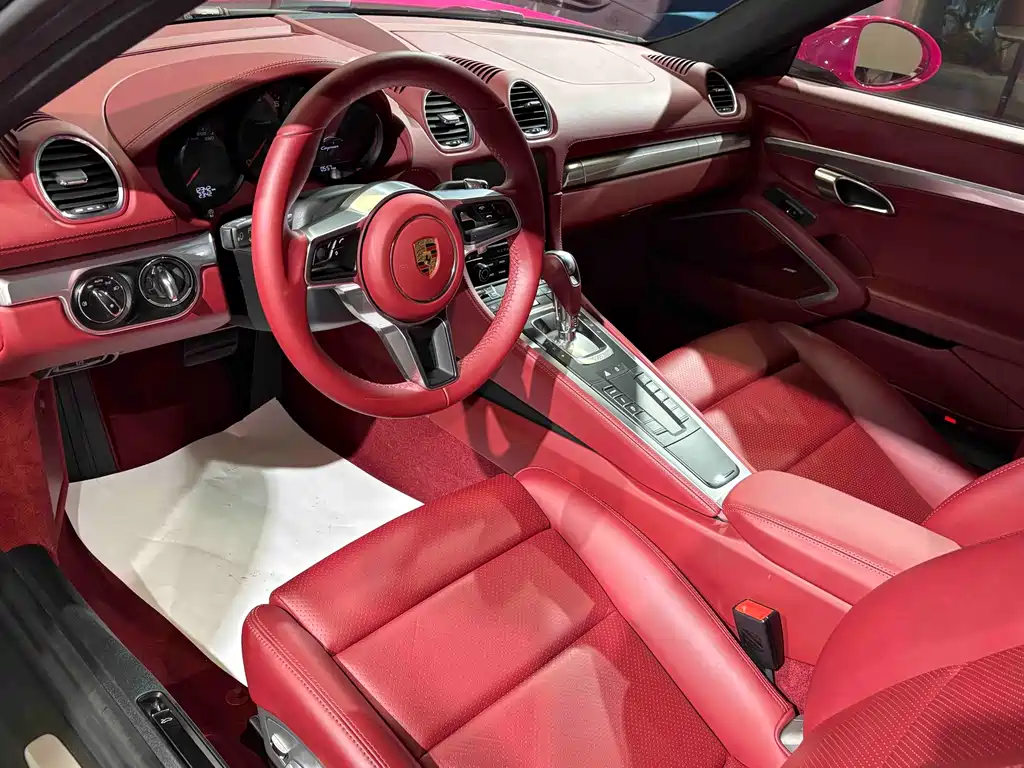 Porsche 718 2020 Cayman 2.0T