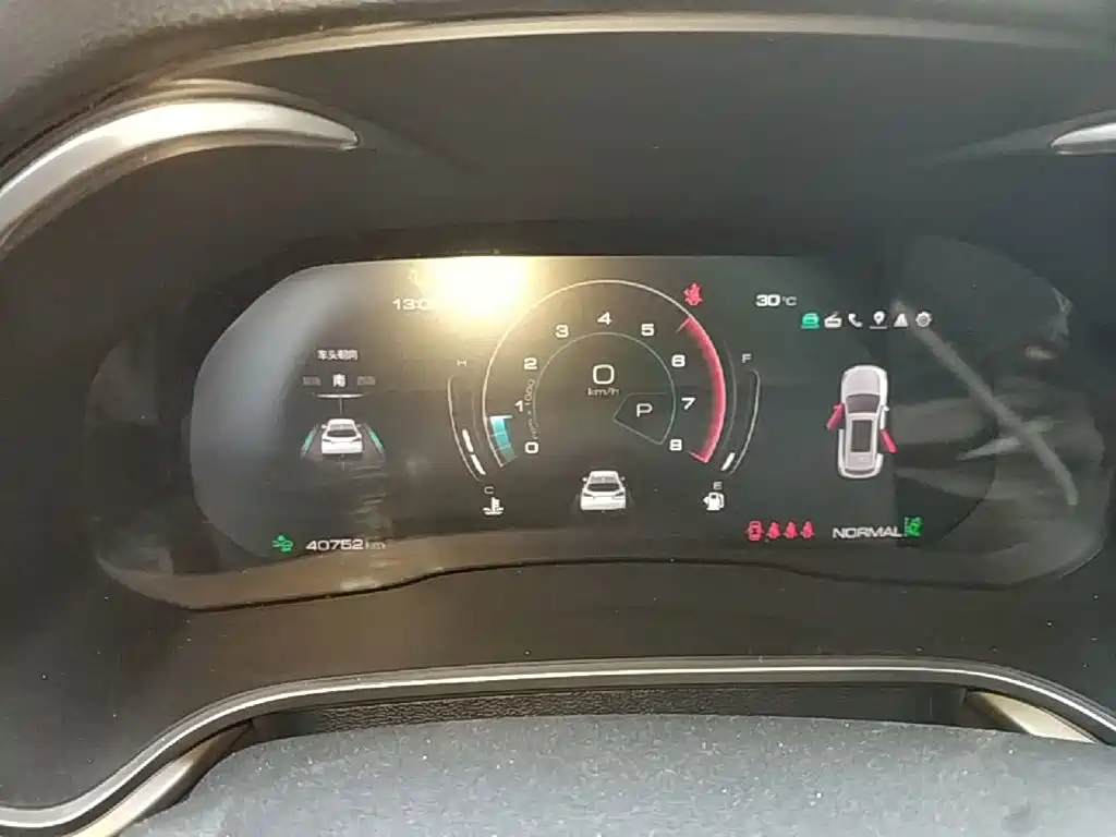 Wey Wey VV6 — миниатюра 12