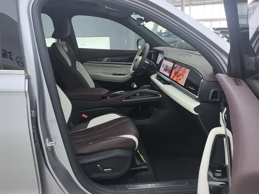 Geely Xingyue L — миниатюра 8