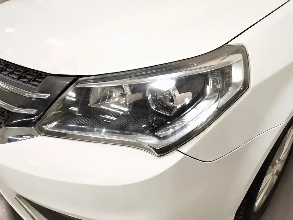 Geely King Kong — миниатюра 7