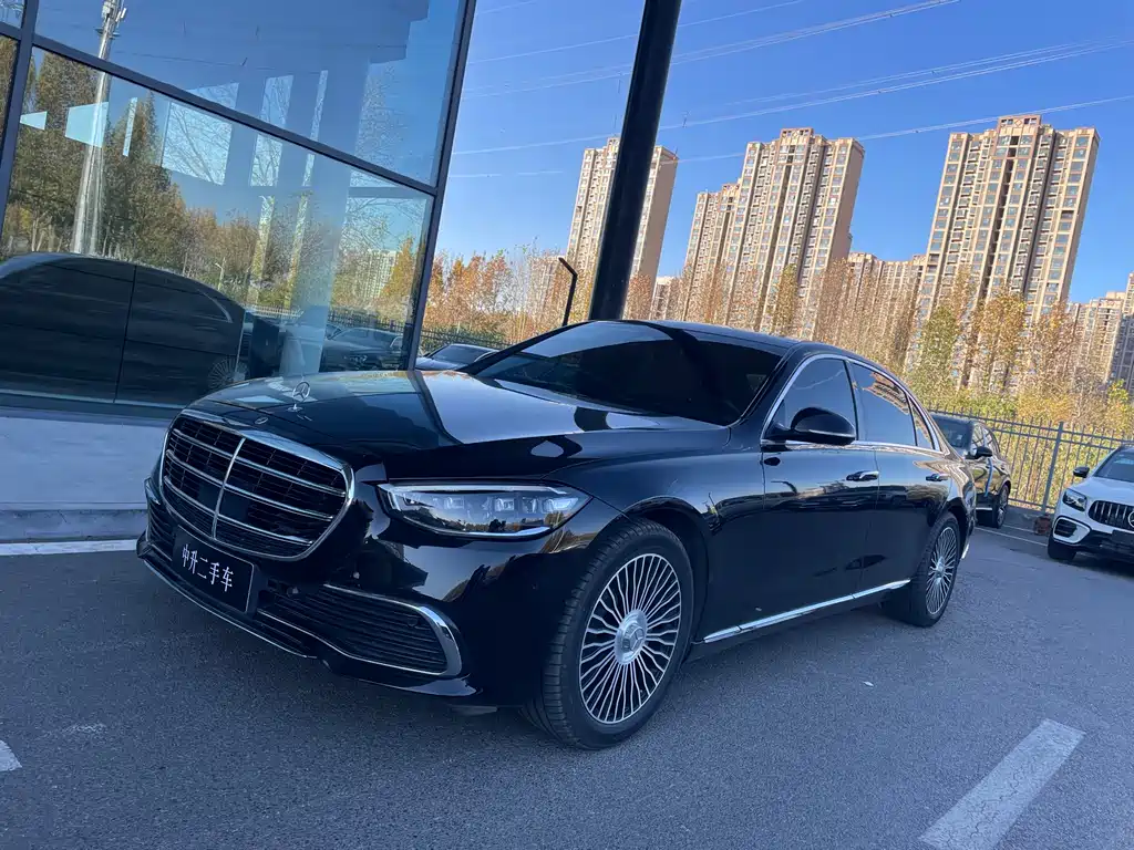 Mercedes-Benz S-Class 2023