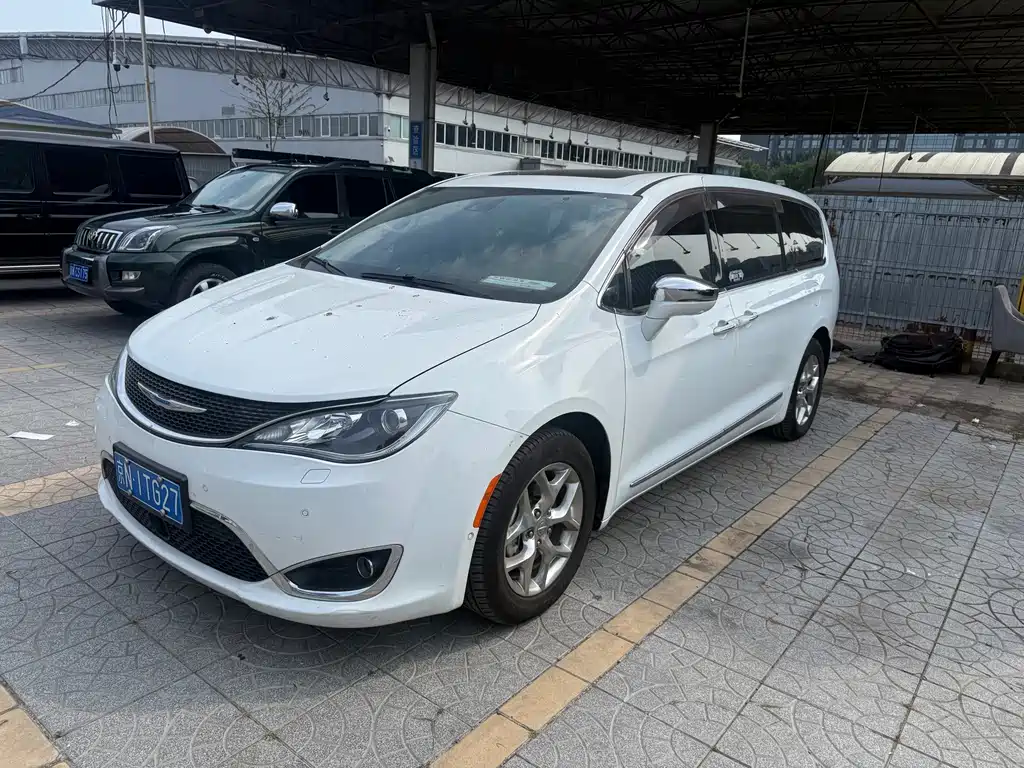 Chrysler Grand Voyager (Import)