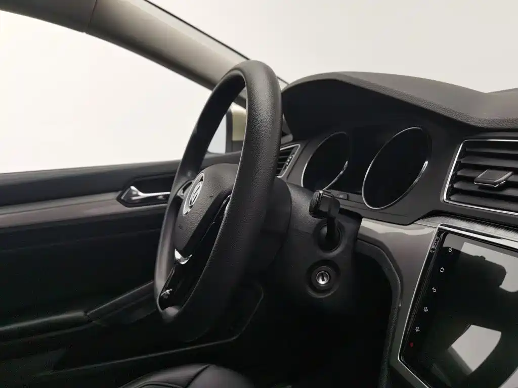 Volkswagen Lamando — миниатюра 22