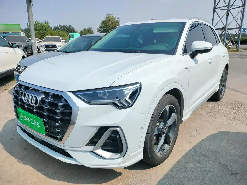 奥迪Q3 2023款 35 TFSI 时尚动感型（1.5T） 2023