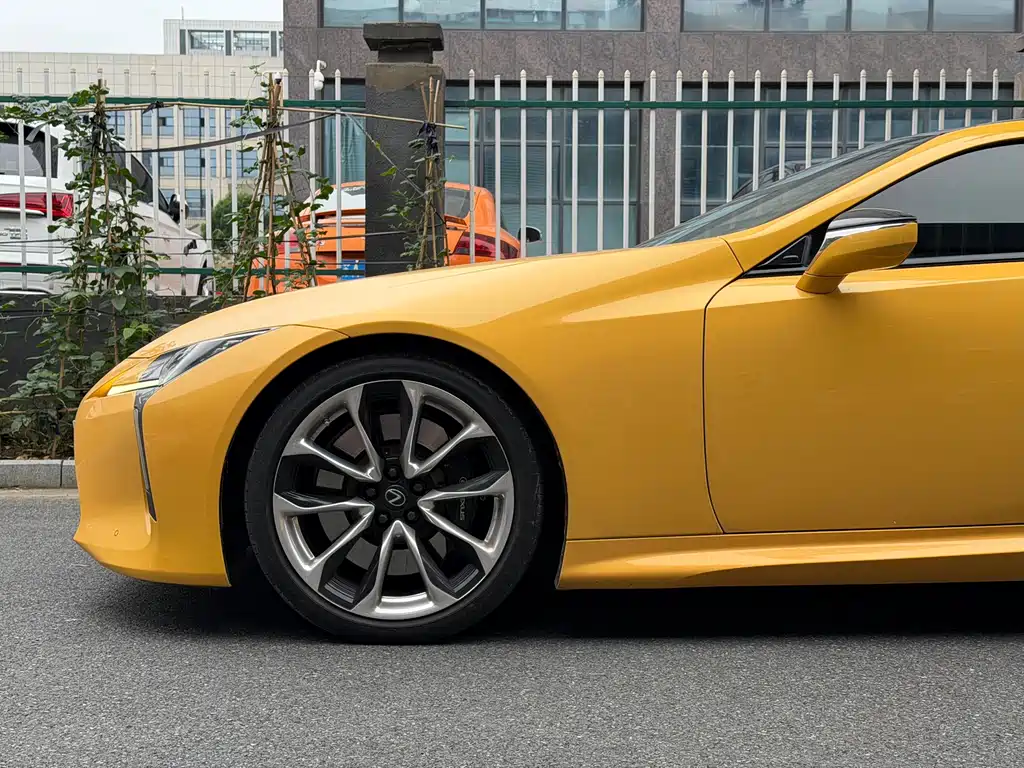 Lexus LC — миниатюра 4