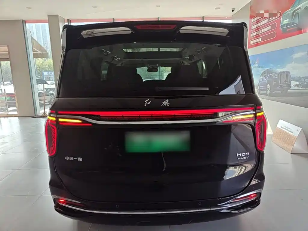 Hongqi Hongqi HQ9 PHEV — миниатюра 6