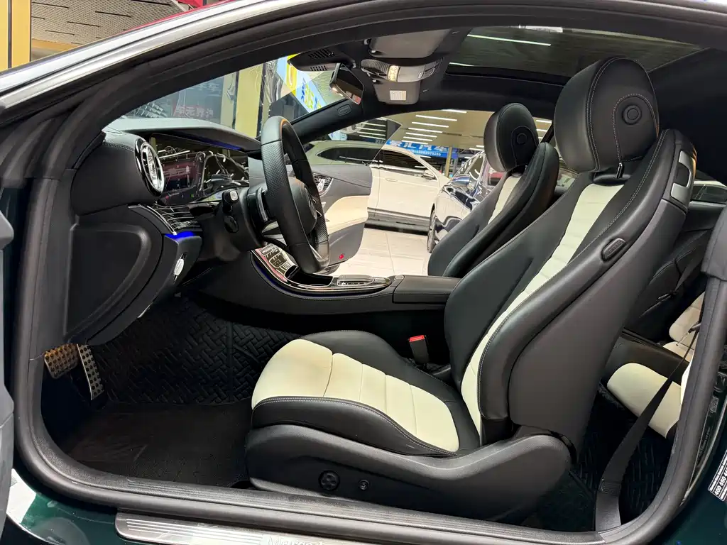 Mercedes-Benz E-Class (Import) — миниатюра 10