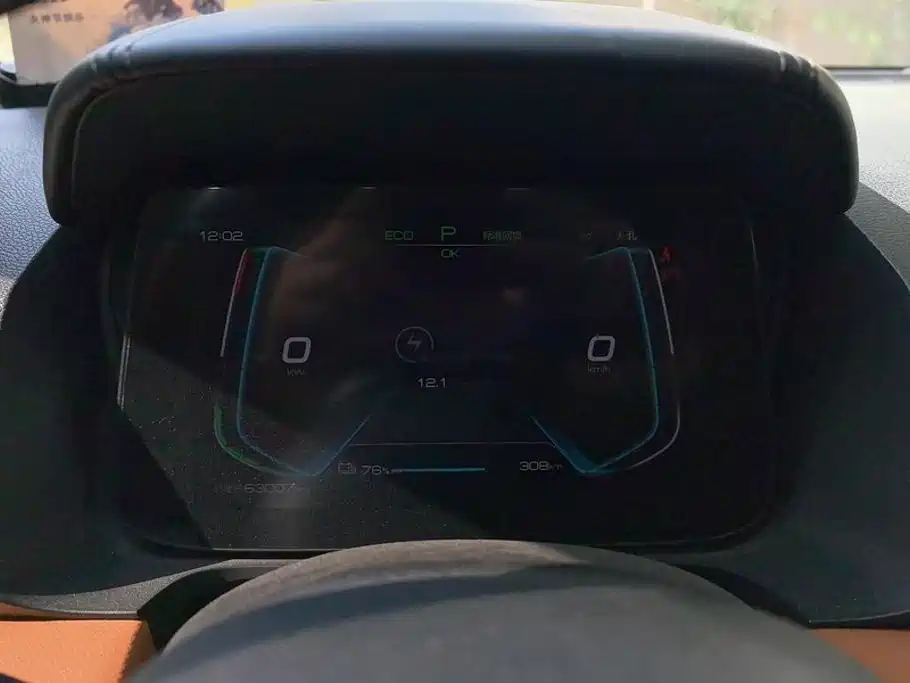 BYD e2 — миниатюра 14