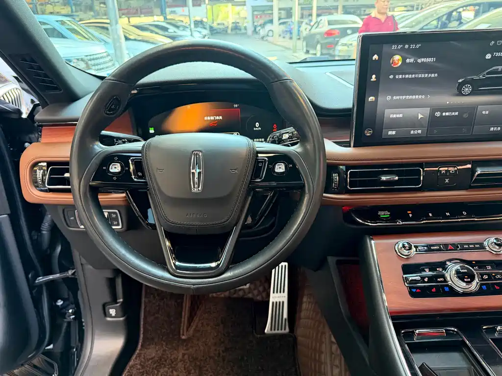 Lincoln Aviator — миниатюра 19