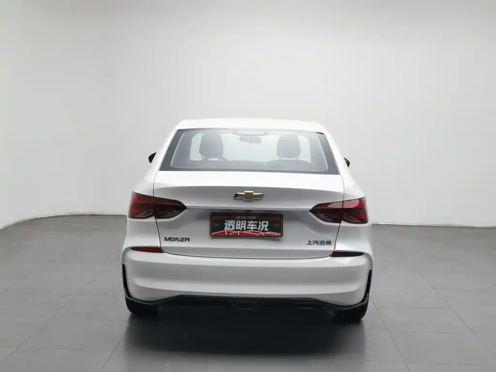 Chevrolet Monza — миниатюра 4