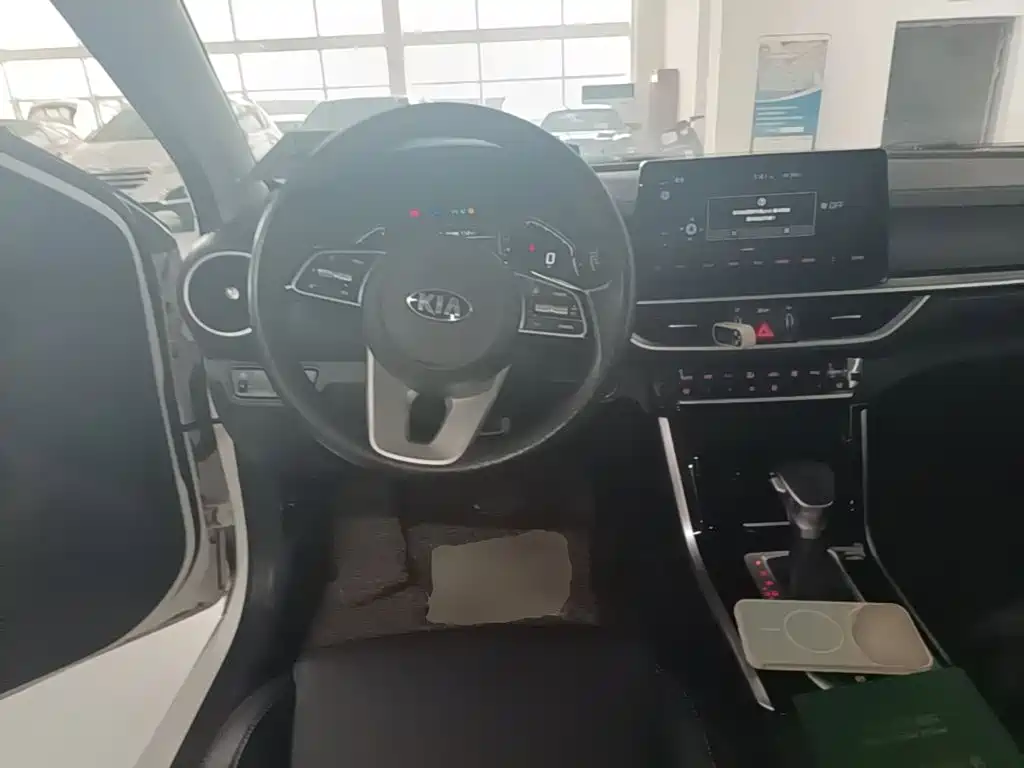 Kia K3 — миниатюра 11