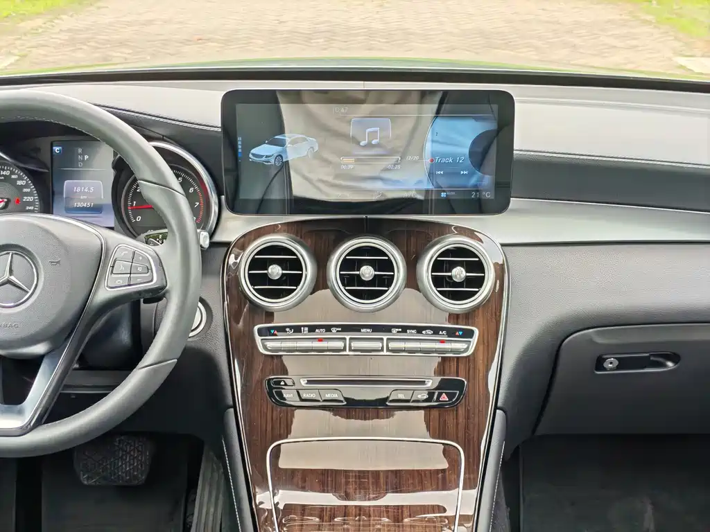 Mercedes-Benz GLC — миниатюра 11