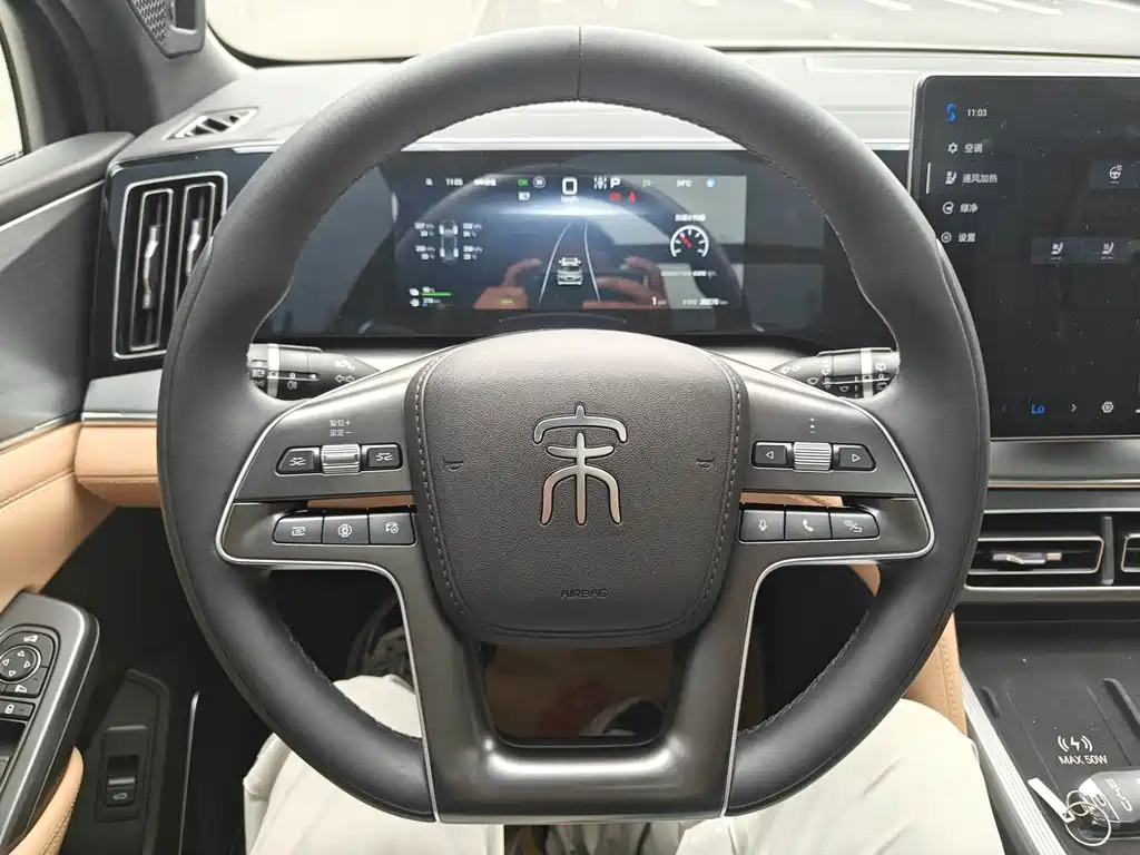 BYD L DM-i — миниатюра 5