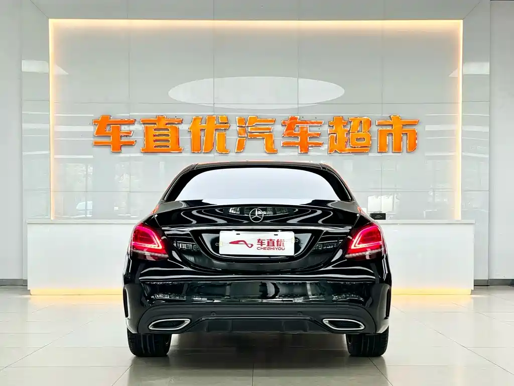 Mercedes-Benz C-Class — миниатюра 6