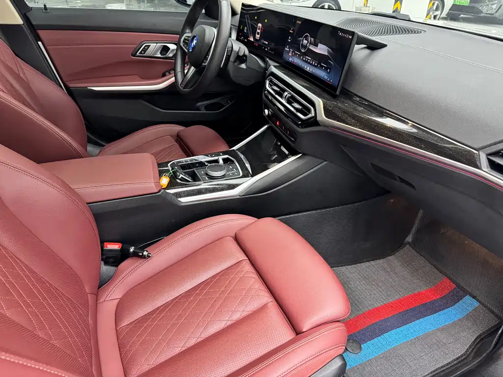 BMW 3 Series — миниатюра 9