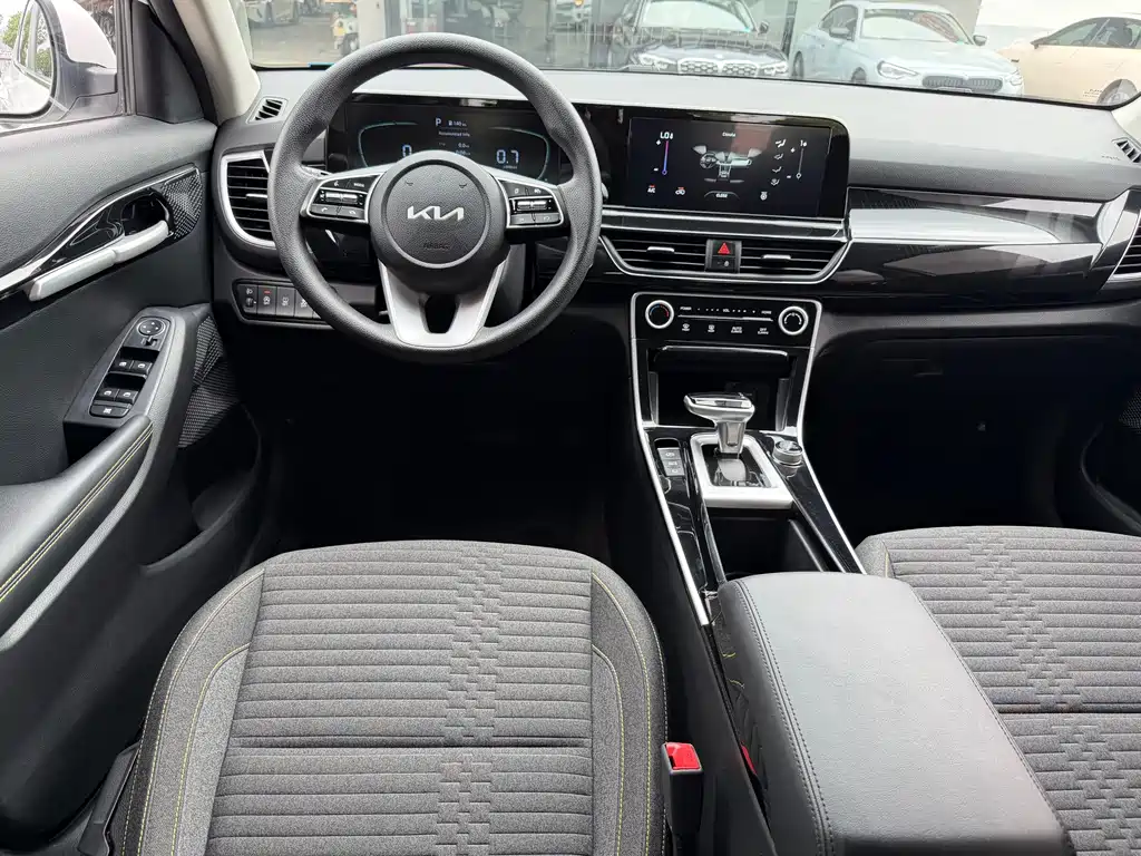 Kia Seltos — миниатюра 20