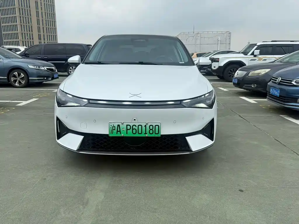 XPeng P5 — миниатюра 2