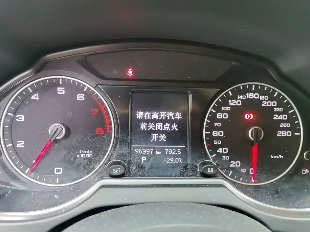 Audi Q5 — миниатюра 8