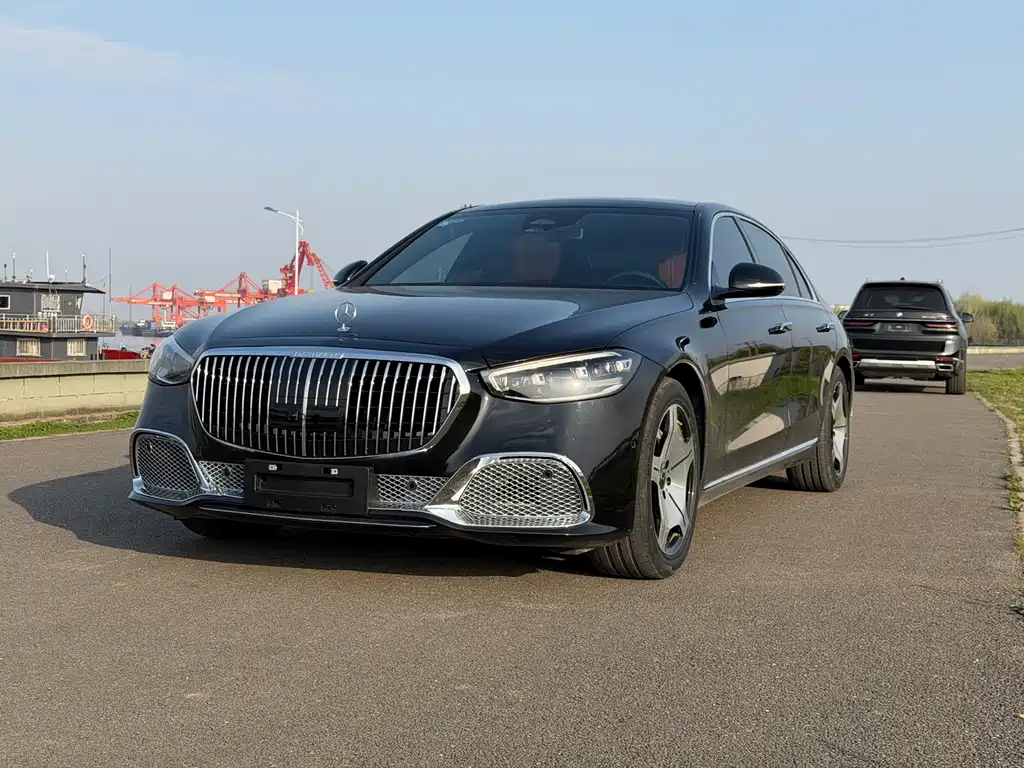 Mercedes-Benz S-Class 2023