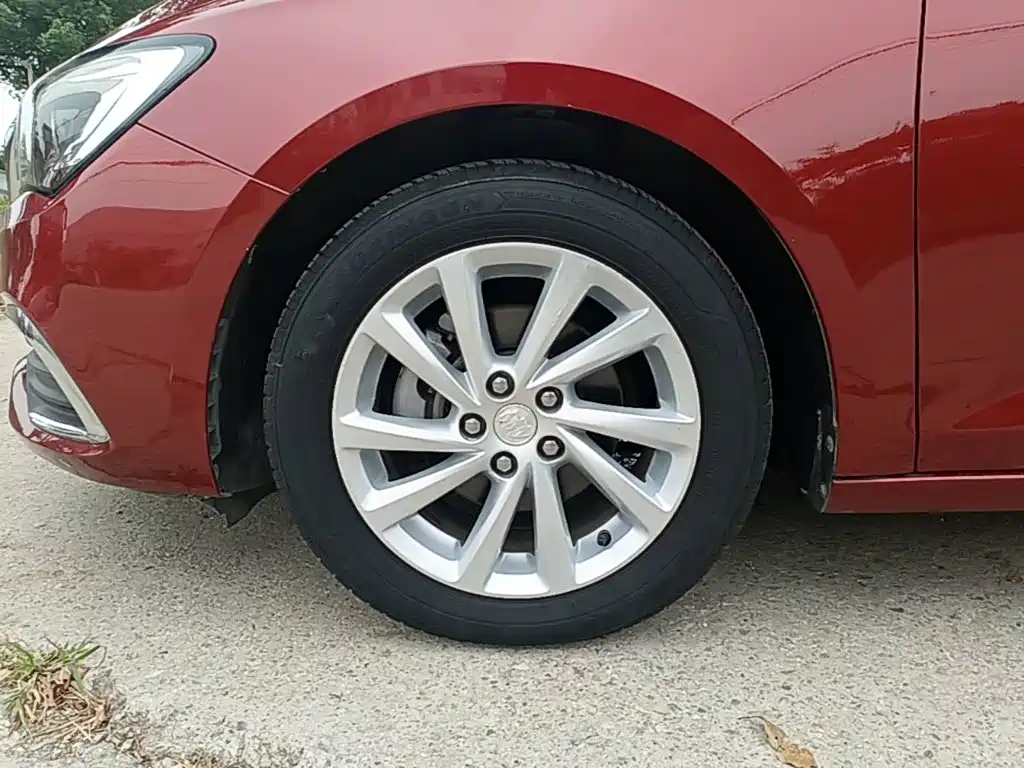 Buick Verano — миниатюра 23