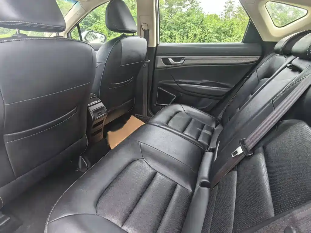 Geely Emgrand GS — миниатюра 17