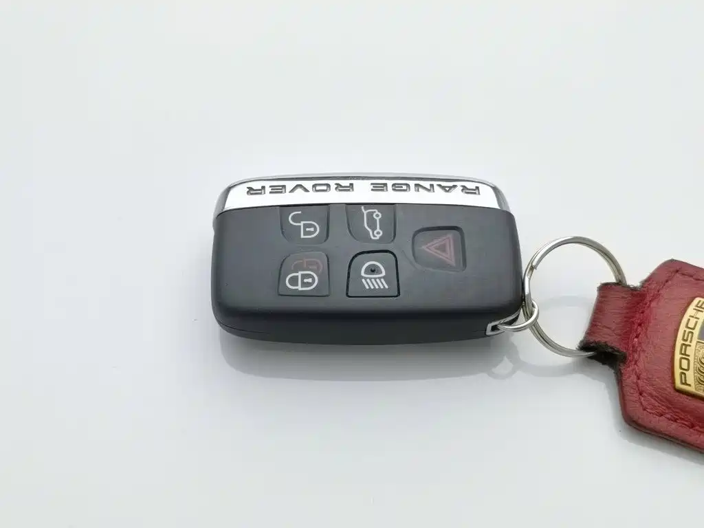 Land Rover Evoque (Import) — миниатюра 19