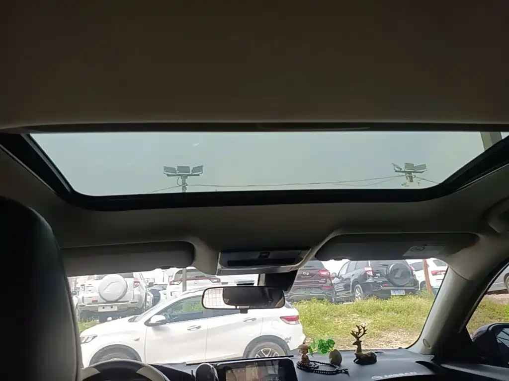 Nissan Sylphy — миниатюра 18