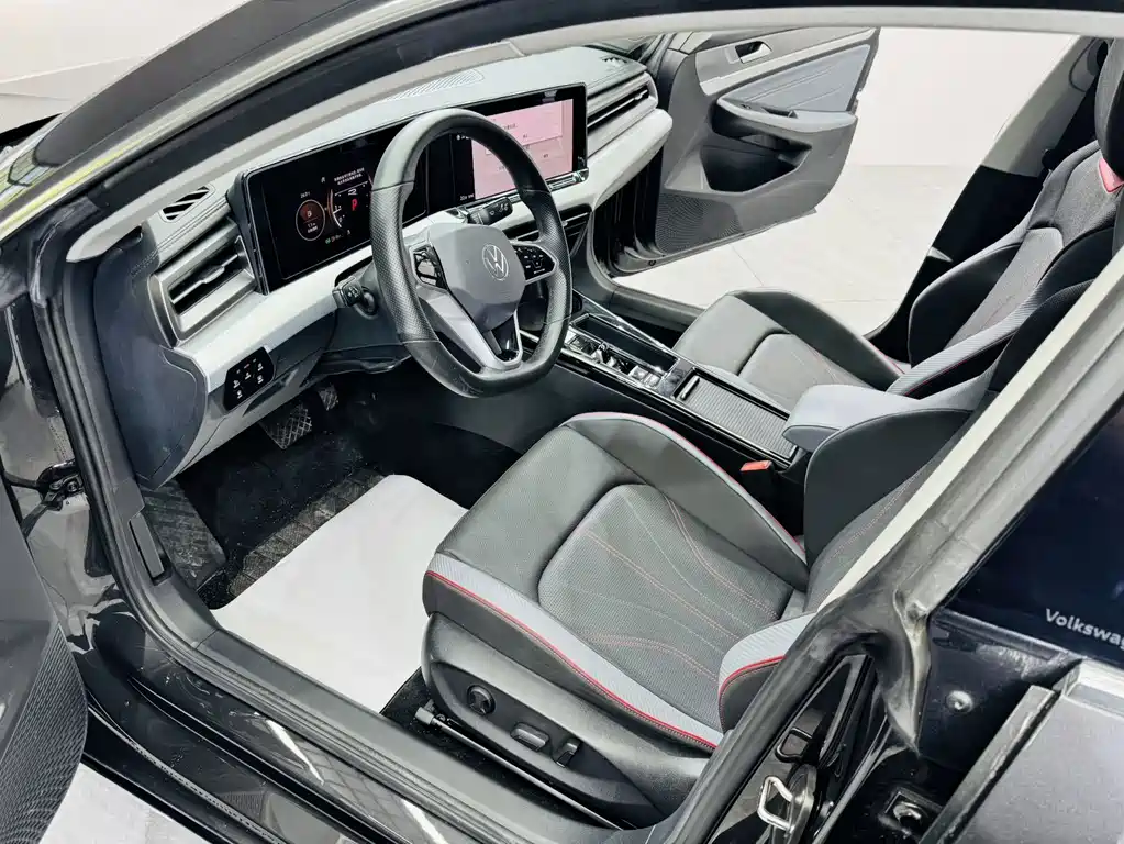 Volkswagen Lamando — миниатюра 7