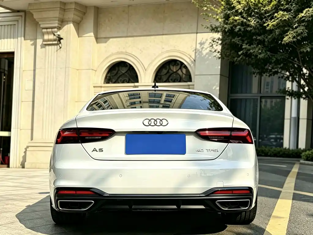 Audi A5 (Import) — миниатюра 8
