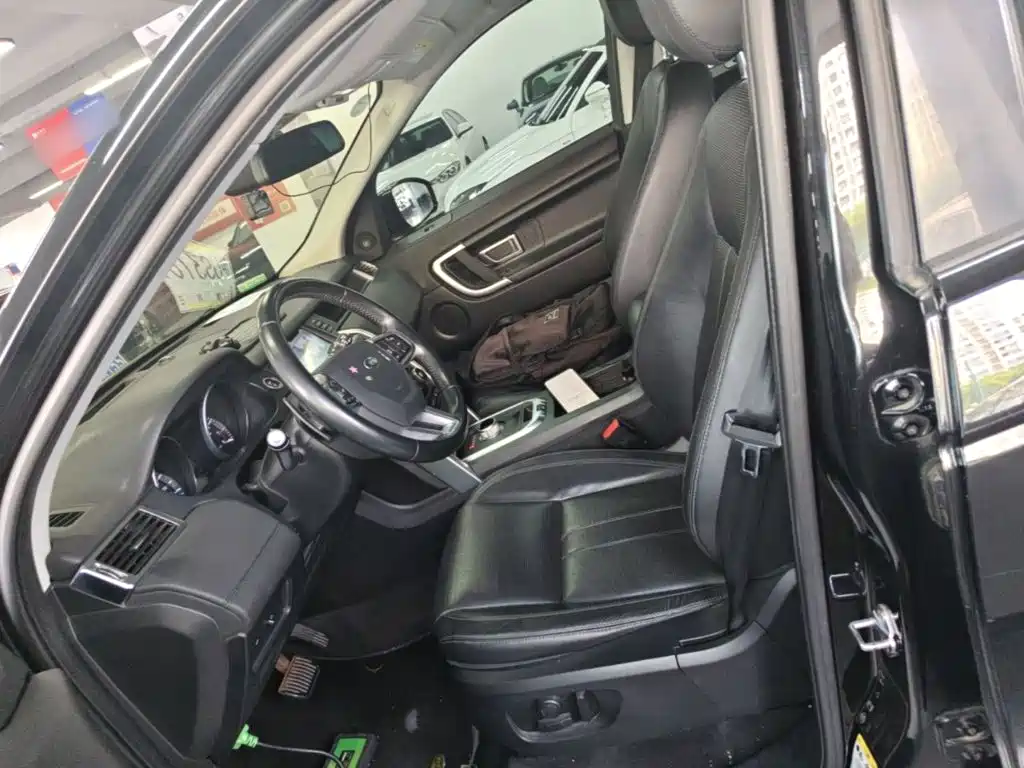 Land Rover Discovery Sport — миниатюра 15