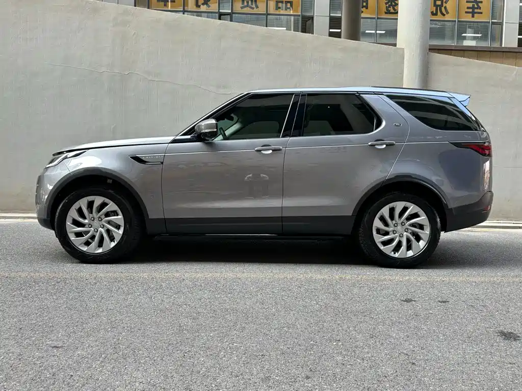 Land Rover Discovery — миниатюра 3