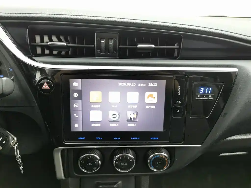 Toyota Corolla — миниатюра 12
