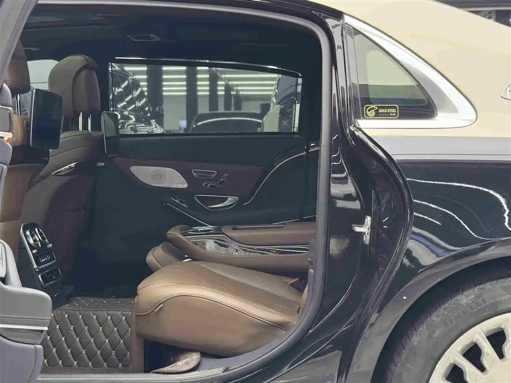 Mercedes-Benz S-Class — миниатюра 7