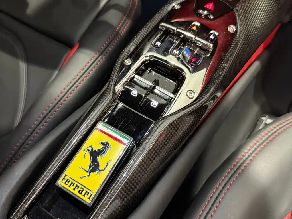 Ferrari 296 3.0T V6 GTB, фото 11