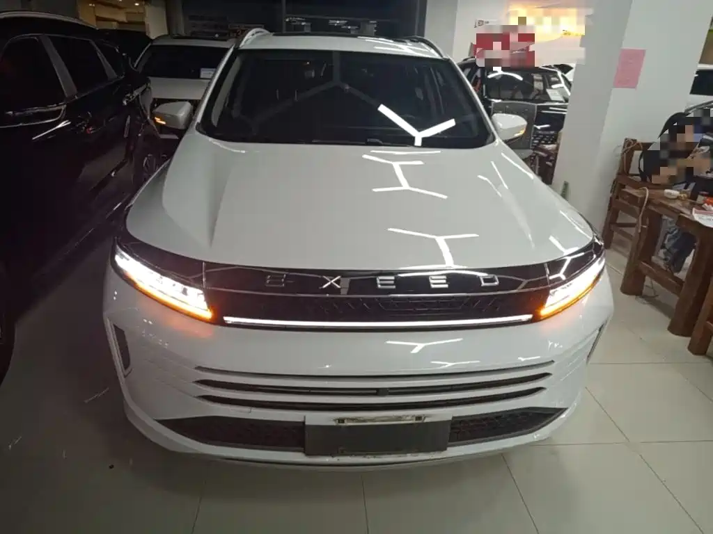 Exeed Zhaofeng — миниатюра 3