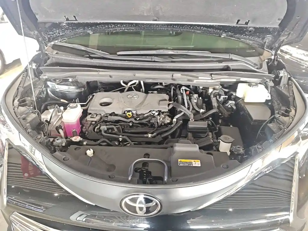 Toyota Sienna — миниатюра 20
