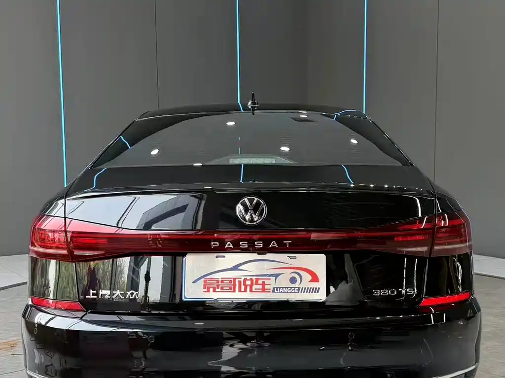 Volkswagen Passat — миниатюра 7