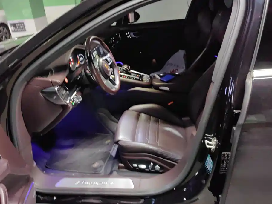 Porsche Panamera — миниатюра 9