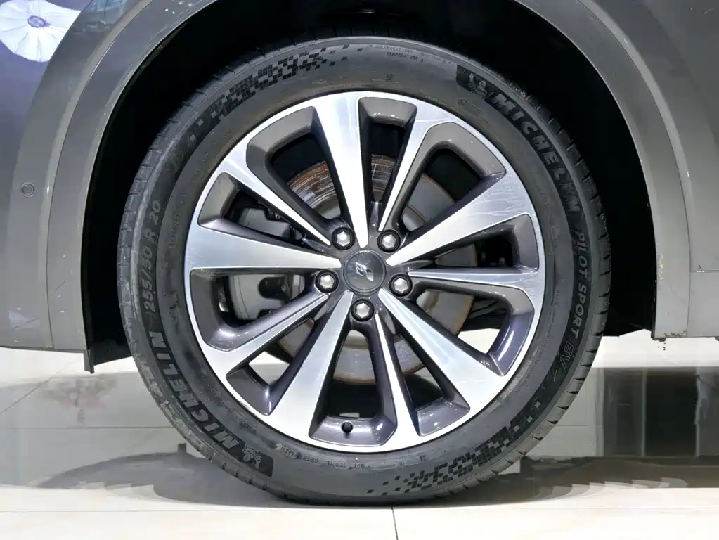 Li Auto Li ONE — миниатюра 25