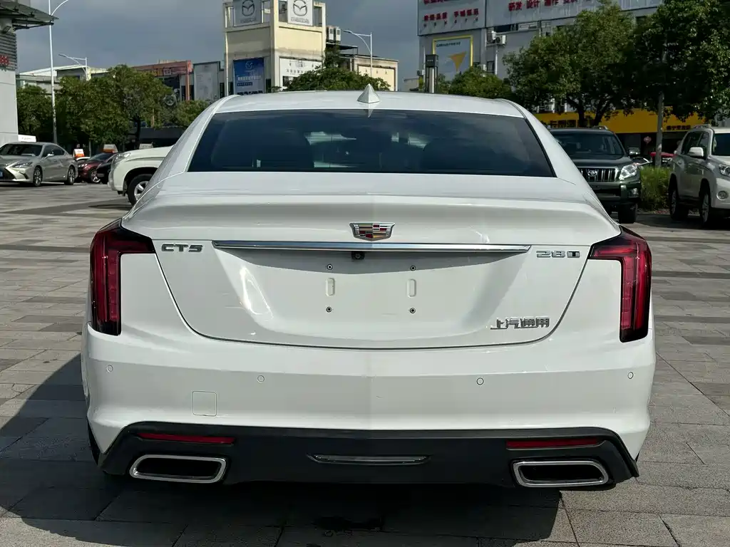 Cadillac CT5 — миниатюра 8