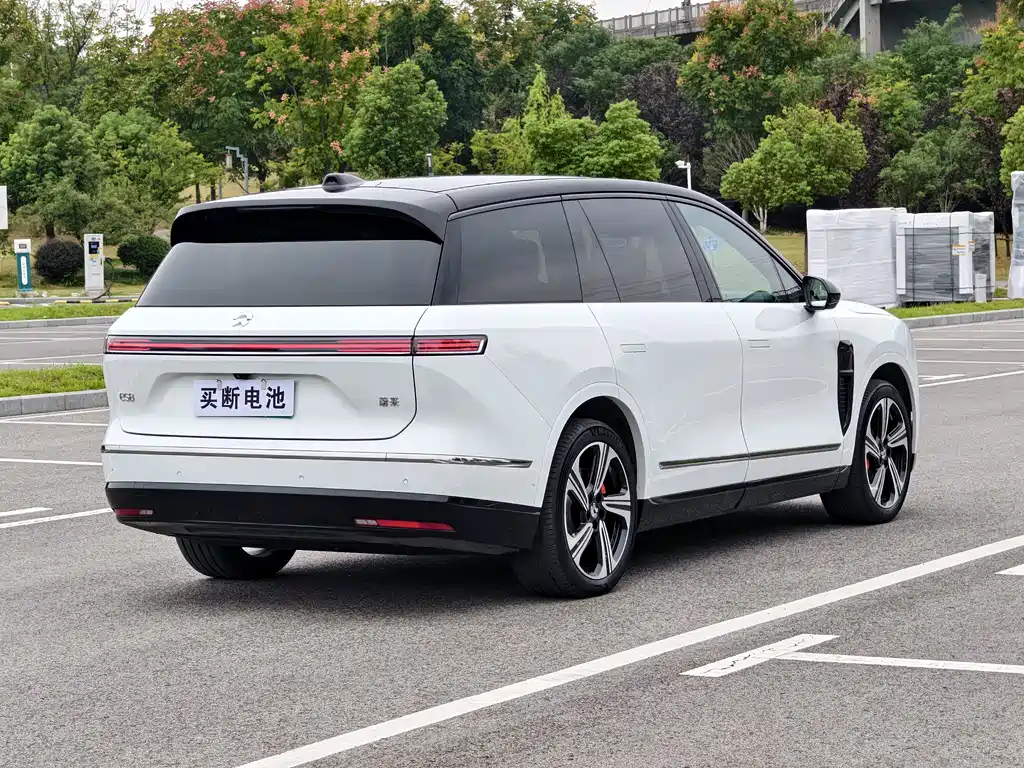 NIO ES8 — миниатюра 8