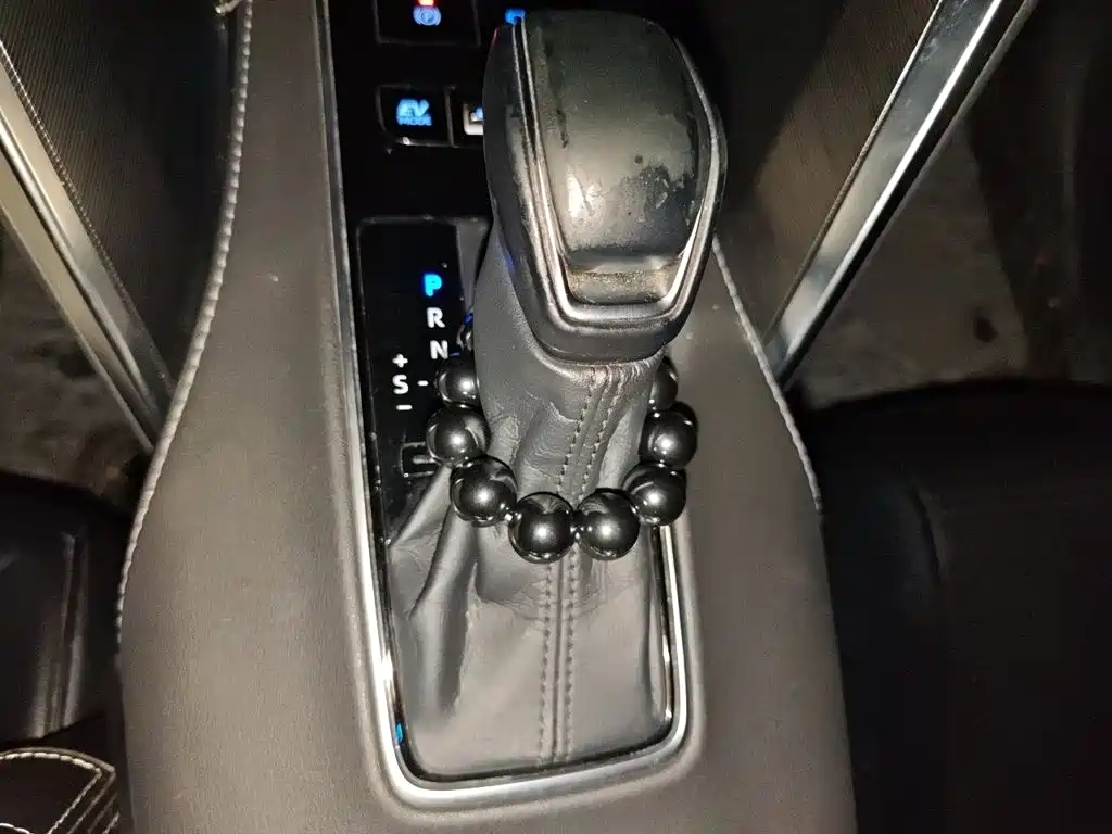 Toyota Harrier — миниатюра 7