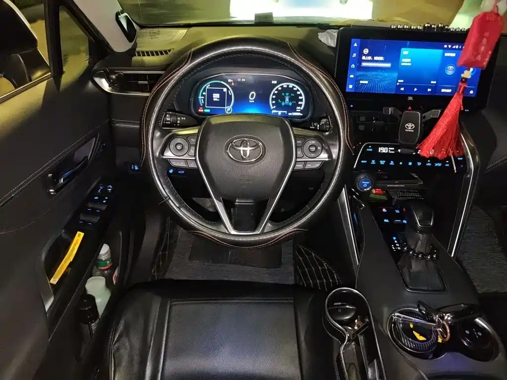 Toyota Harrier — миниатюра 3